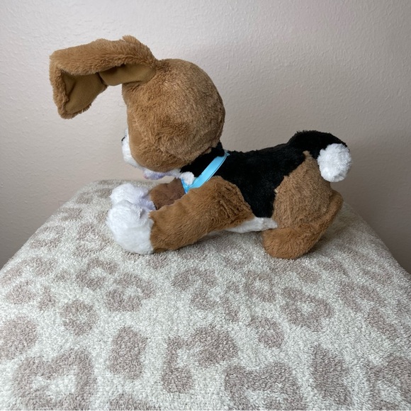 FurReal Chatty Charlie The Barkin Beagle - Picture 9 of 14